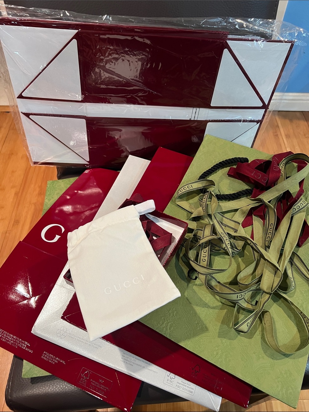 Gucci boxes, bags, ribbons